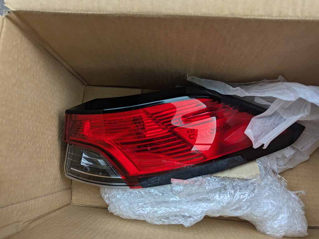 Đèn hậu Toyota Cross 2020-