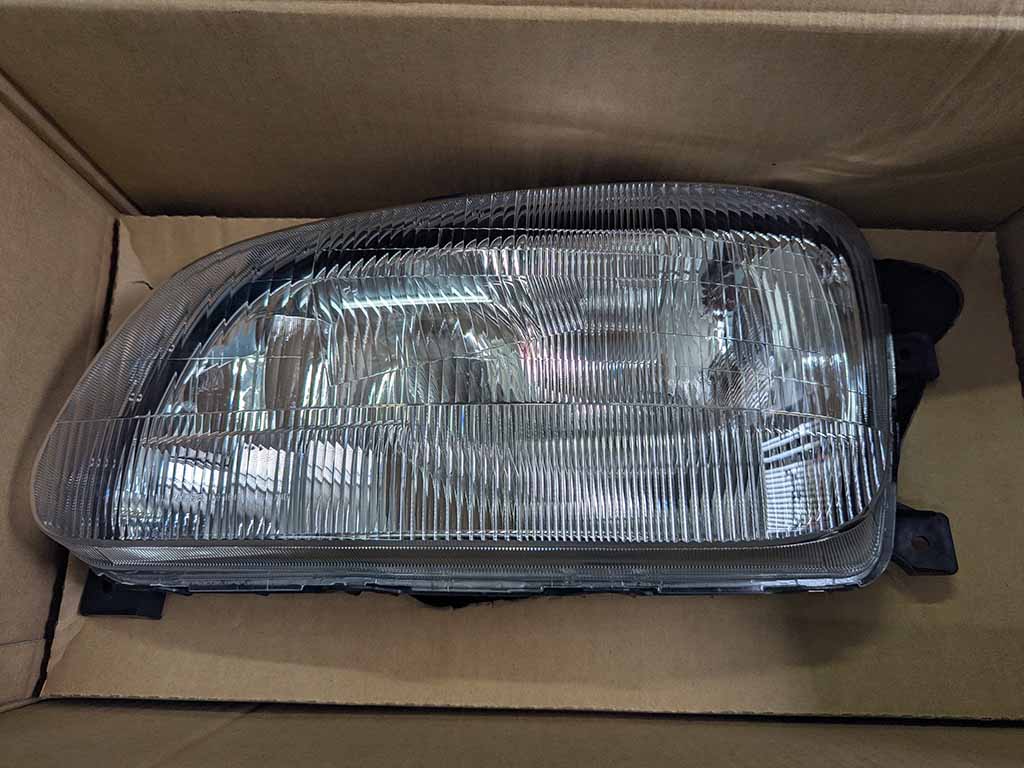 Đèn pha Hino 500 FC, FG, FM, FL