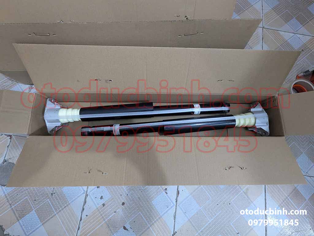 Giảm xóc sau Ford Focus 2005-2014, Mazda 3 2005-2014, Mazda 3S 2005-2014