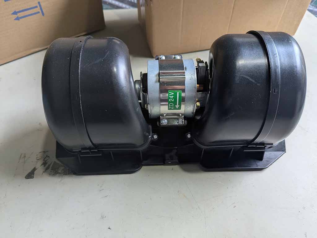 Quạt gió điều hoà Howo