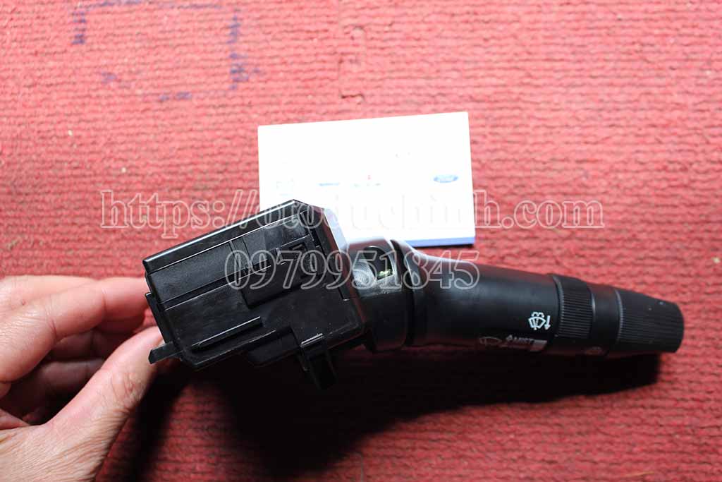 Công tắc gạt mưa Hyundai Accent 2011-2016, Morning 2012 – 2014 934201r250