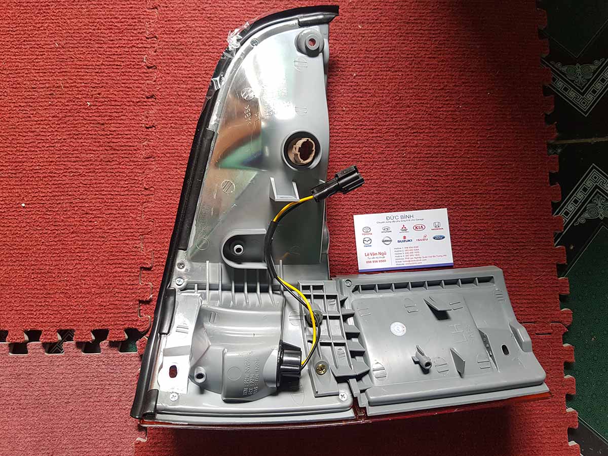 Đèn xi nhan trước Hyundai Mighty N250 923025h900