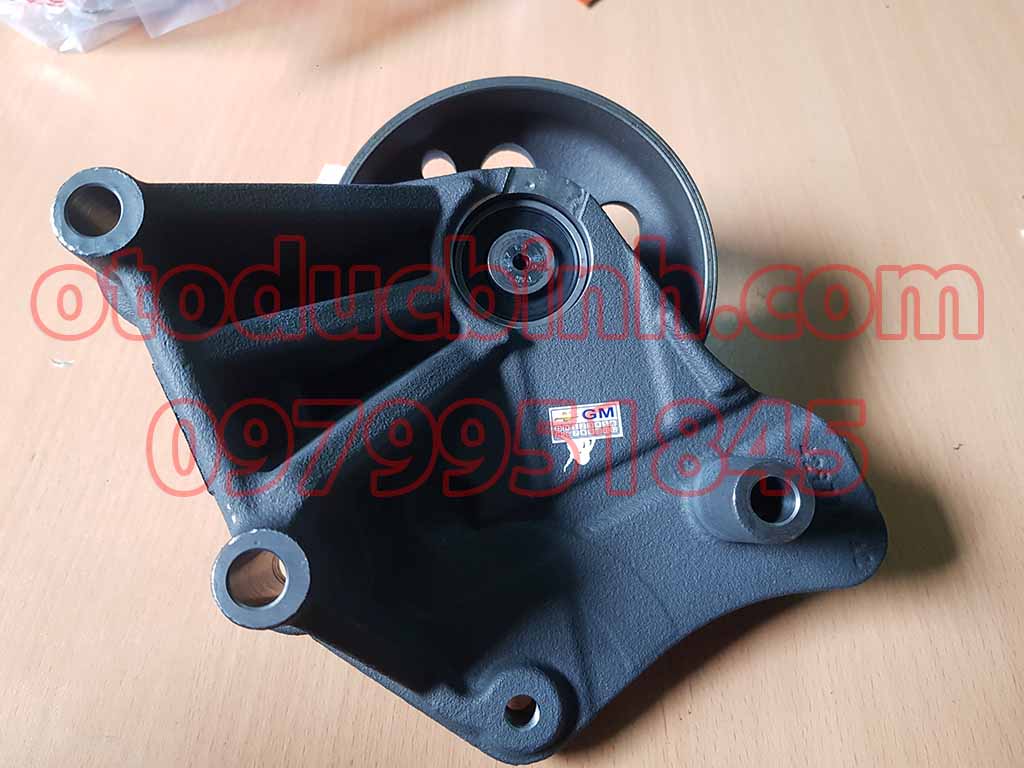 Giá đỡ quạt két nước xe Chevrolet Colorado 24587106
