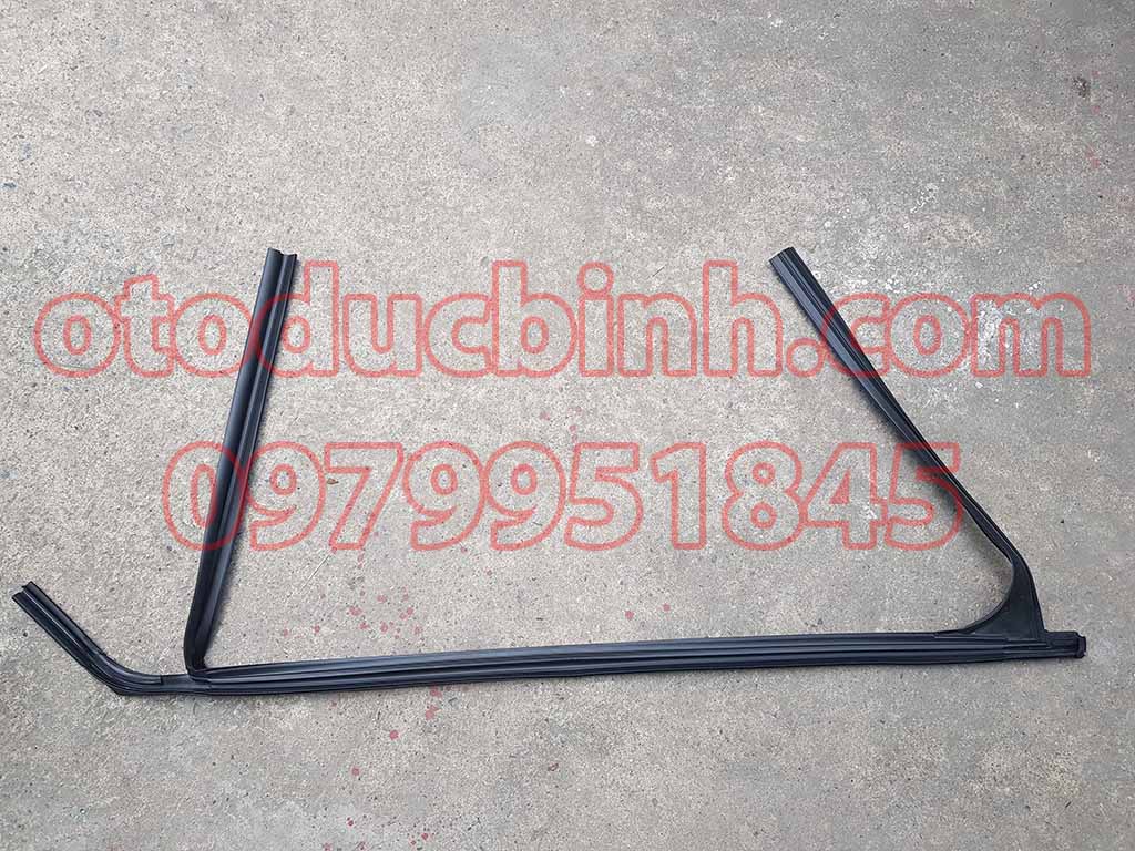 Gioăng lên xuống kính Ford Focus 2005-2009