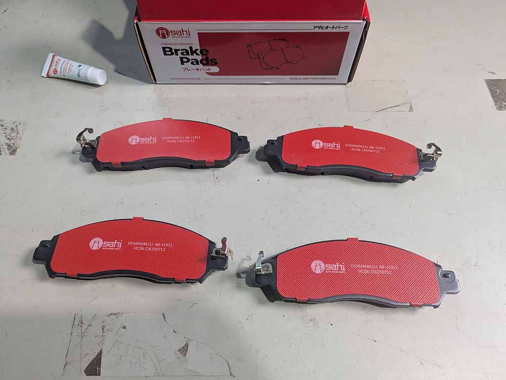 Bố Thắng trước Nissan Navara 2.5 2015-2022