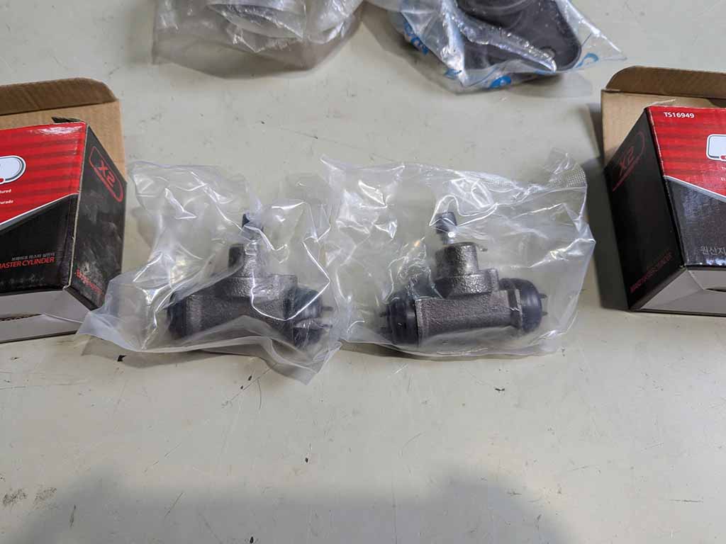 Xy lanh phanh sau hay dlu phanh sau Hyundai Verna 06-11