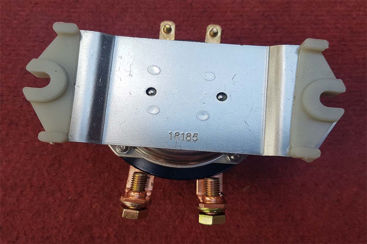 Công tắc ngắt mát điện (cắt mát điện) 12v-24v Tukisu Cao cấp br626