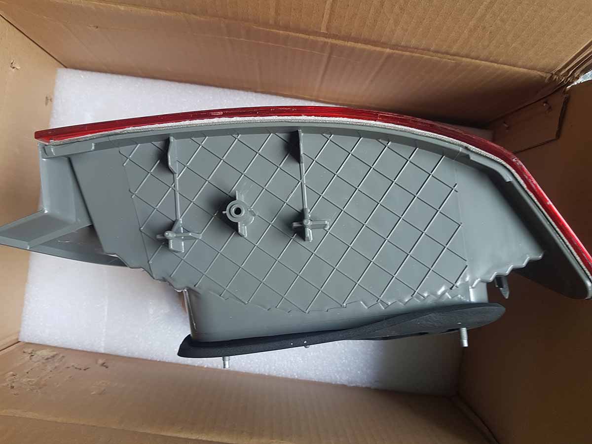 Đèn hậu Phải Honda Civic 33100-tx3-h01 33100tx3h01