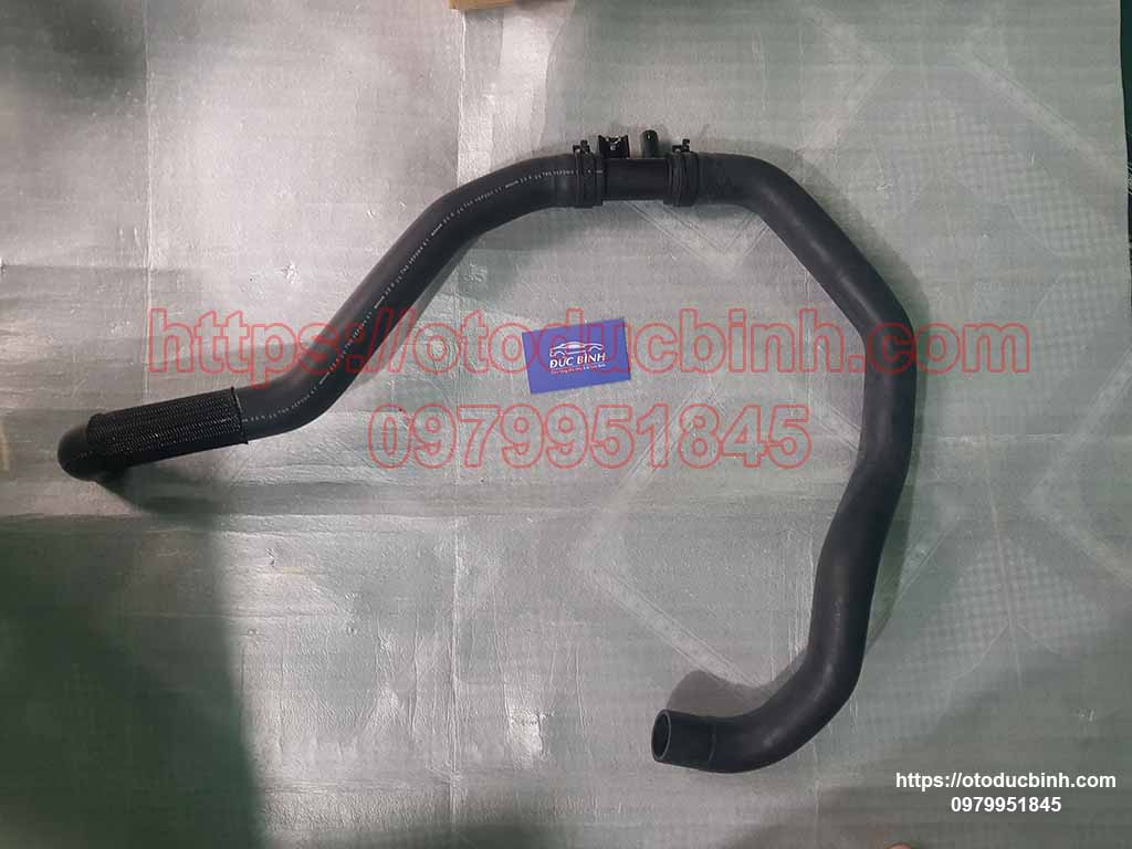 Ống dẫn nước két làm mát Navara NP300