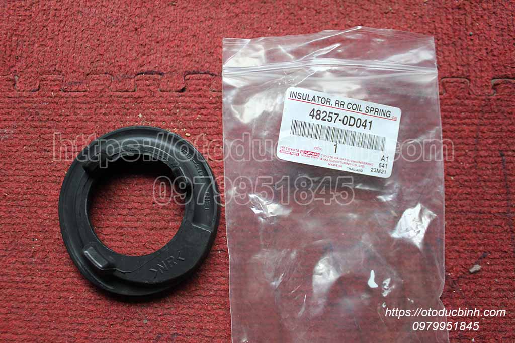 Cao su đệm lò xo giảm xóc sau Toyota Vios 2014-2016