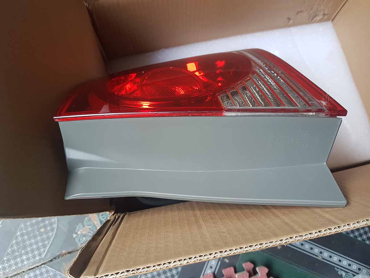 Đèn hậu Phải Honda Civic 33100-tx3-h01 33100tx3h01