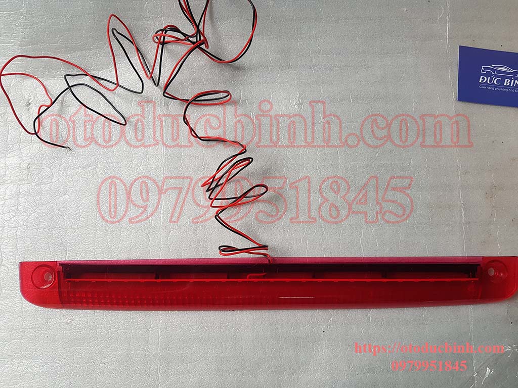 Đèn phanh Toyota Innova 2006-2008