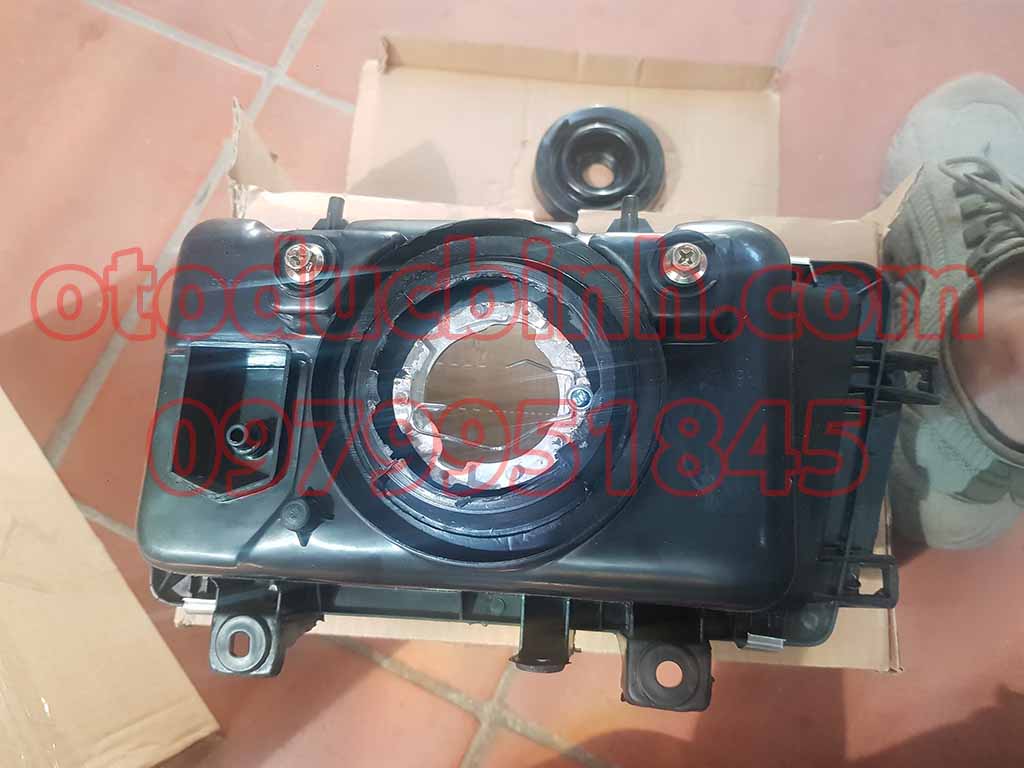 Đèn pha Daewoo 5 tạ 0979951845