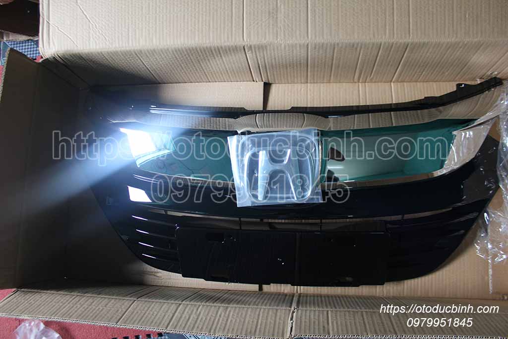 Mặt ca lăng Honda HRV