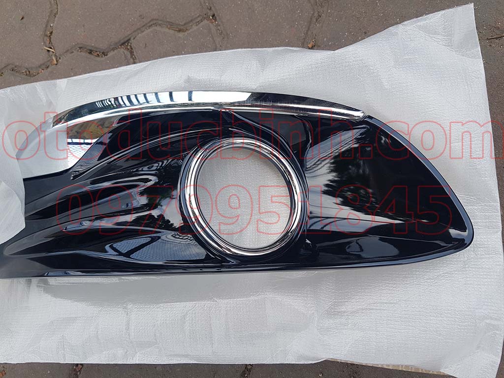 Ốp đèn gầm Renault