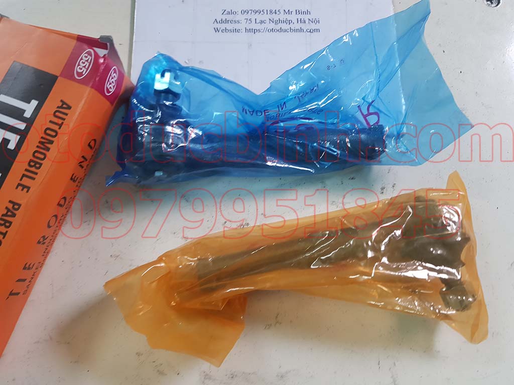 Rotuyn lái ngoài Mitsubishi Jolie