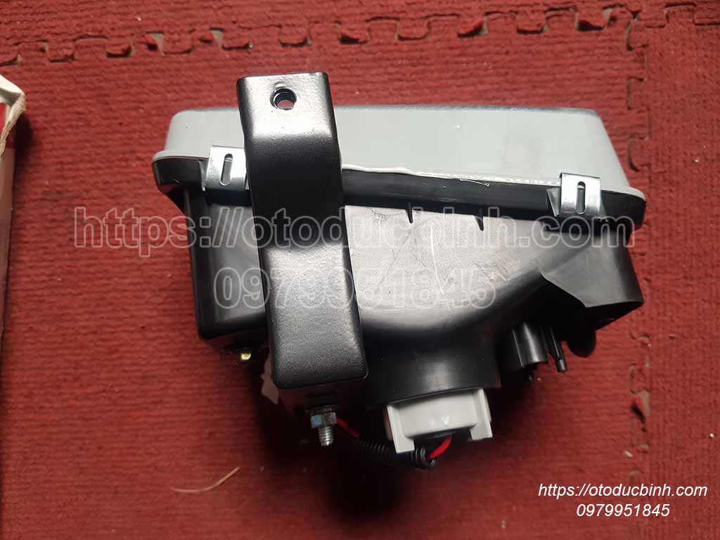 Đèn gầm Isuzu dùng cho xe tải NPR, 3,5T-5T