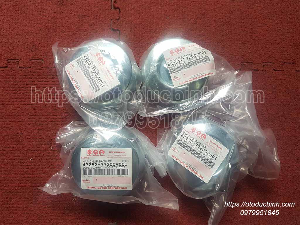 Nắp chụp bánh xe Suzuki Carry 5 tạ 7 chỗ su cóc