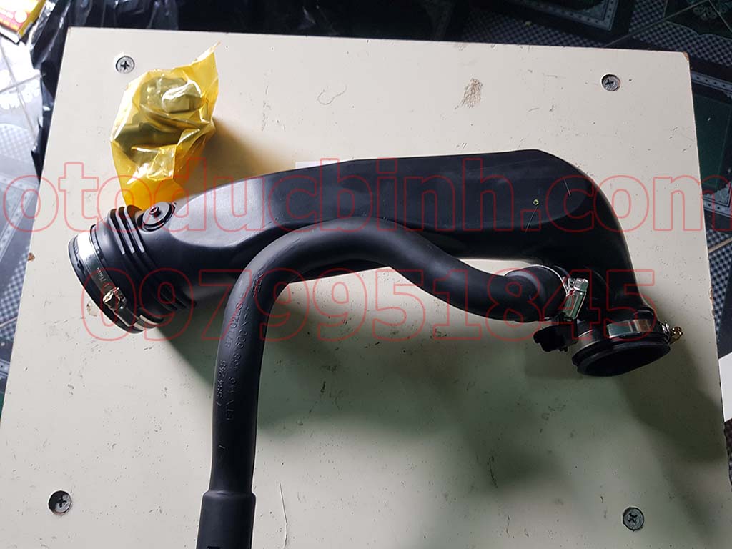 Cổ hút gió Turbo Peugeot 5008