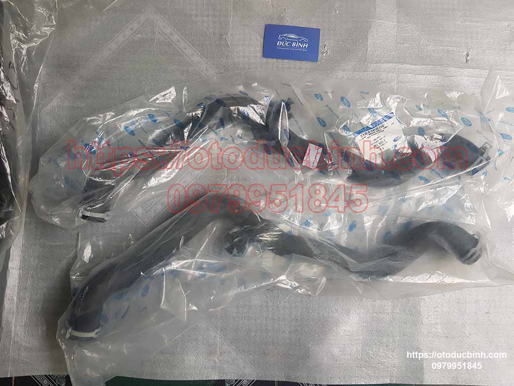 Ống tuy ô két nước dưới Ford Ranger,Mazda BT50 3.2 AB398B273EC