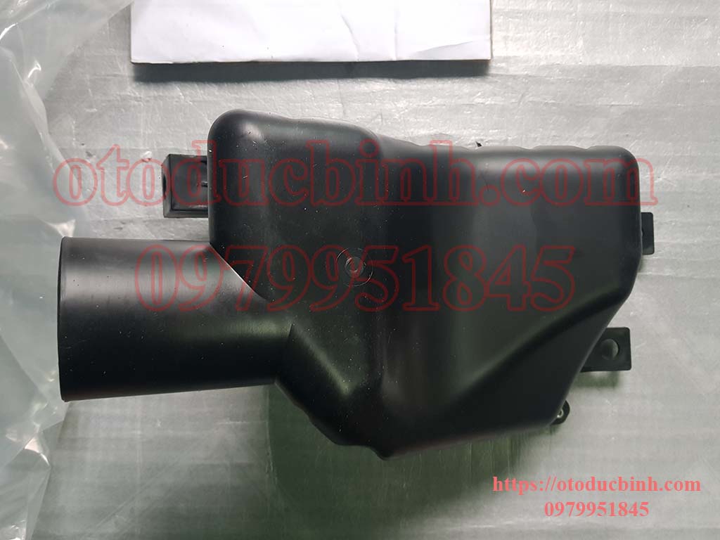 Nắp dưới hộp lọc gió động cơ Chevrolet Captiva 2007-2012