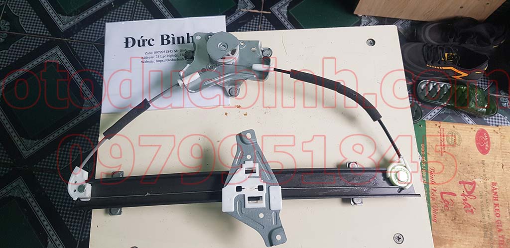 Compa nâng kính Daewoo Lacetti 96548080