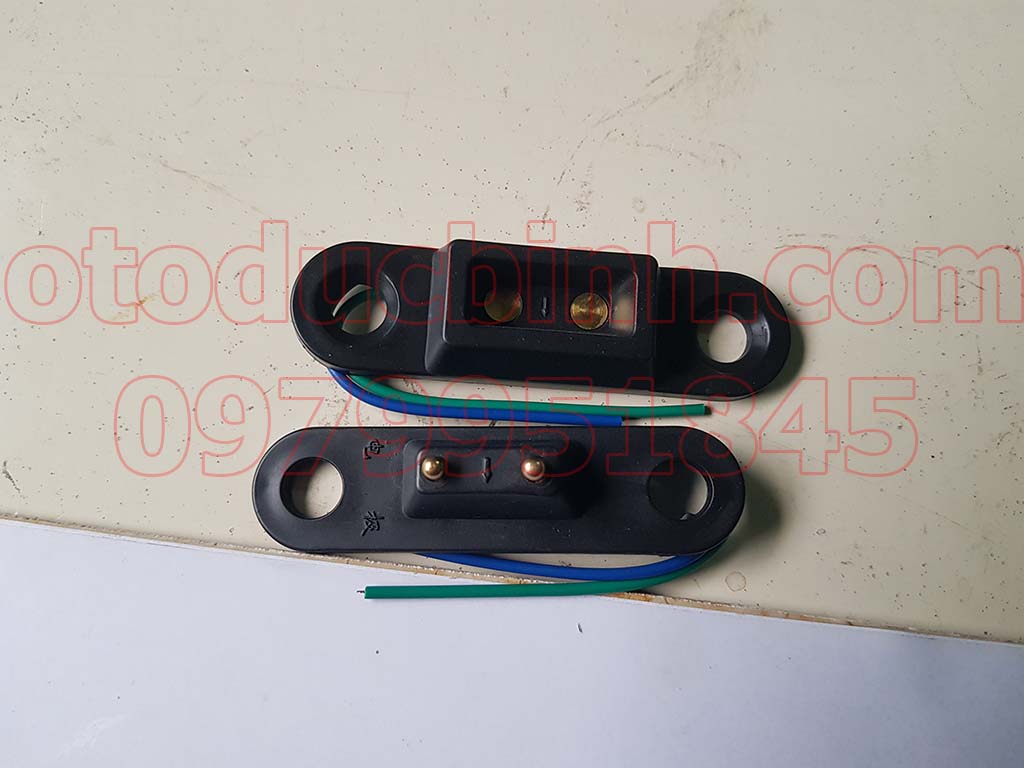 Bộ tiếp điểm cửa lùa ô tô