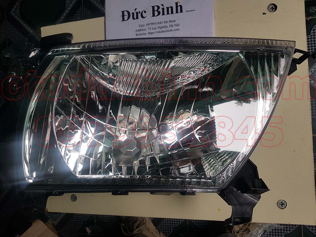 Đèn pha Toyota Zace