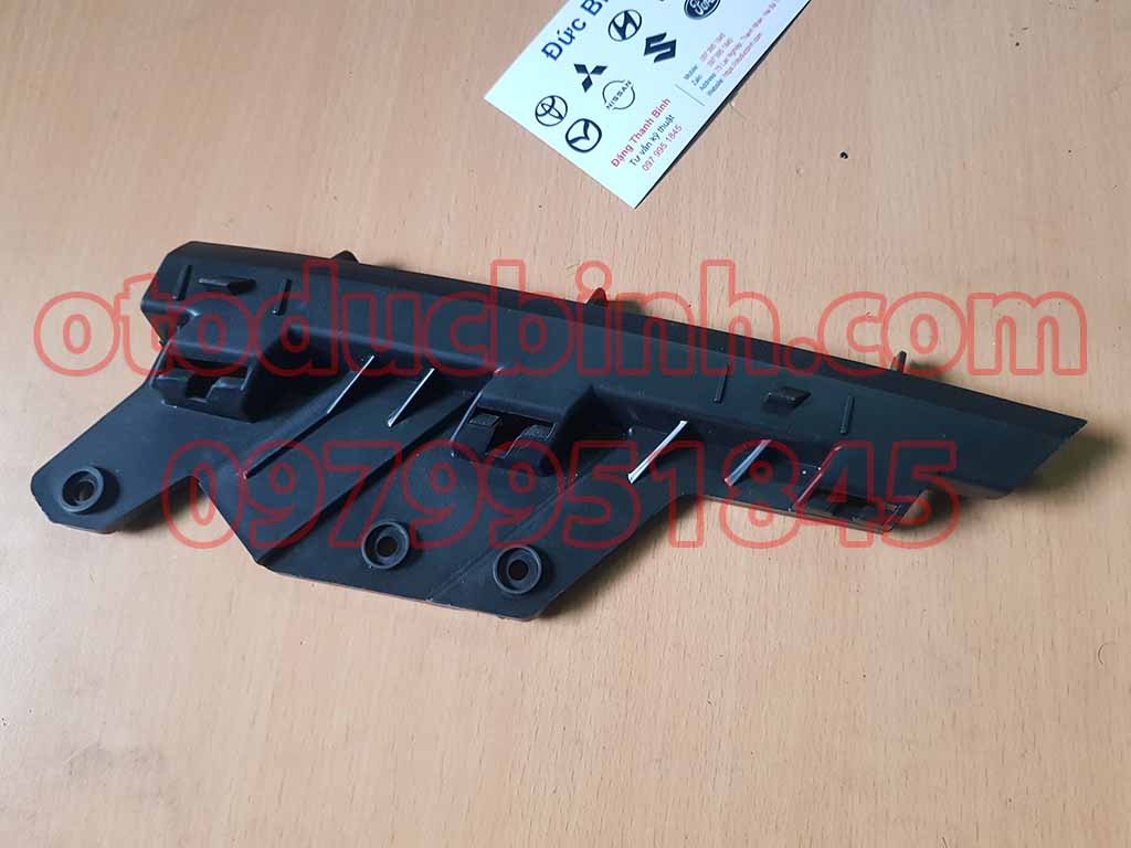 Nẹp cài đèn phà Chevrolet Cruze