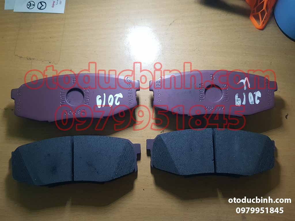 Má phanh sau Toyota Lexus LX570 2008-2015, Land Cruiser J200 2007-2011