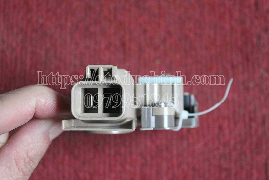 Ic máy phát Ford Ic