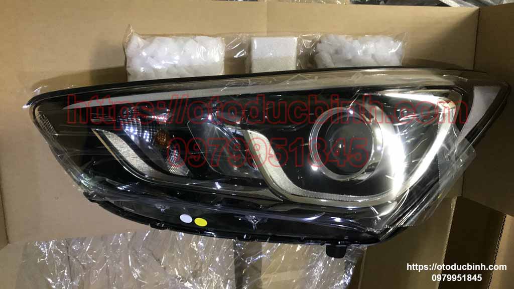 Đèn pha Hyundai Santafe 2012-2015 921032W600