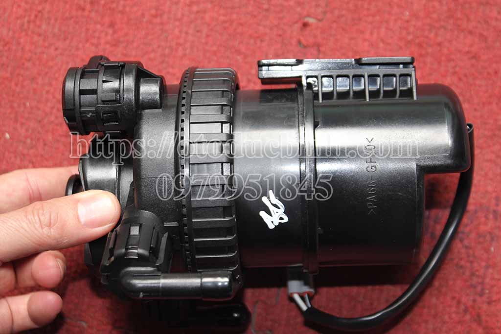 Bơm tay dầu Fortuner, Innova, Hilux, Vios 2233000L042