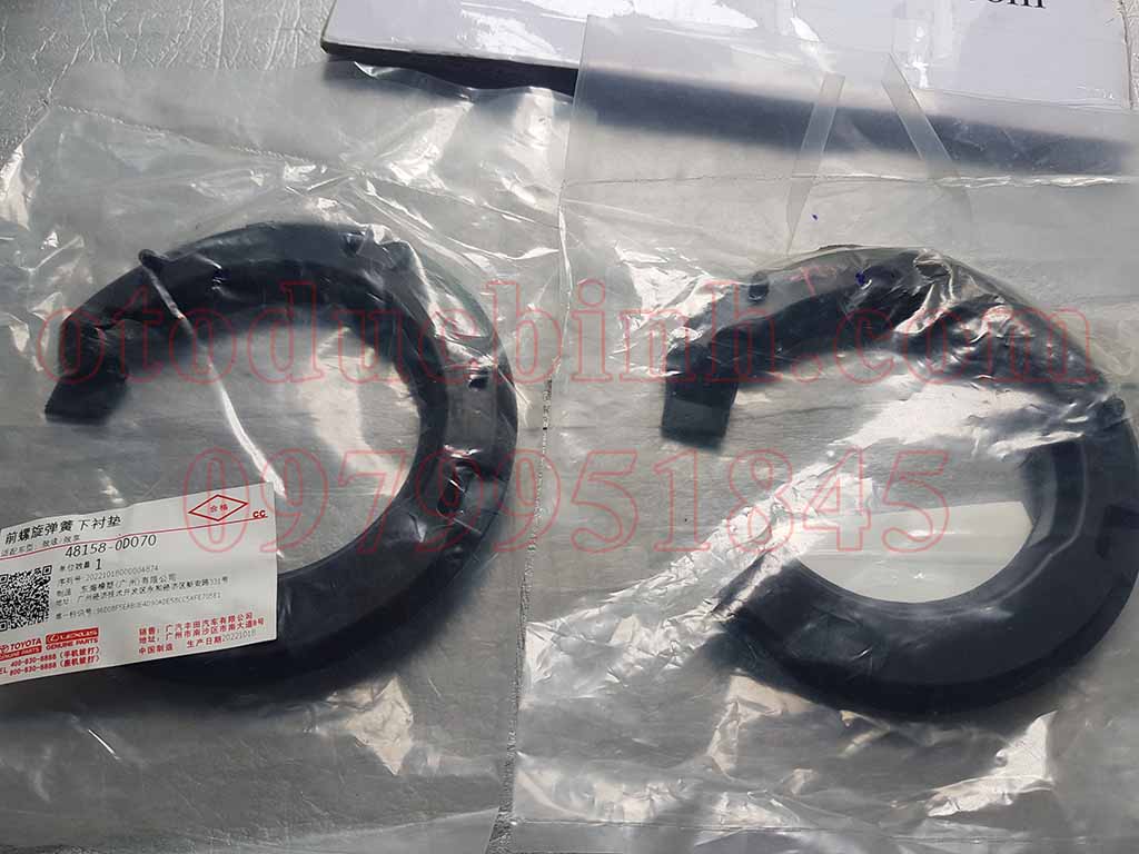Cao su đệm dưới giảm xóc trước Toyota Vios 2013-2018 48158-0D070