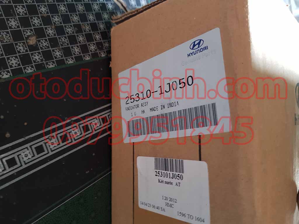 Két nước Hyundai i20 253101J050
