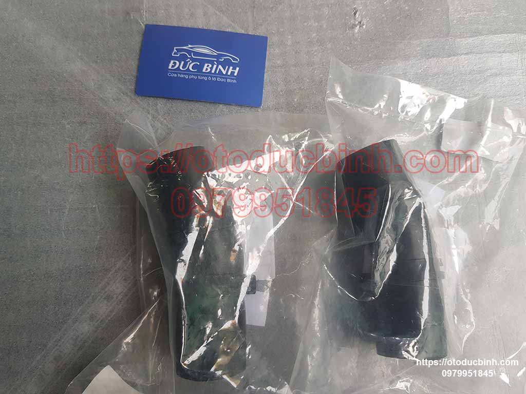 Ống tuy ô nước van hằng nhiệt vào lốc máy Ford Ranger 2.2
