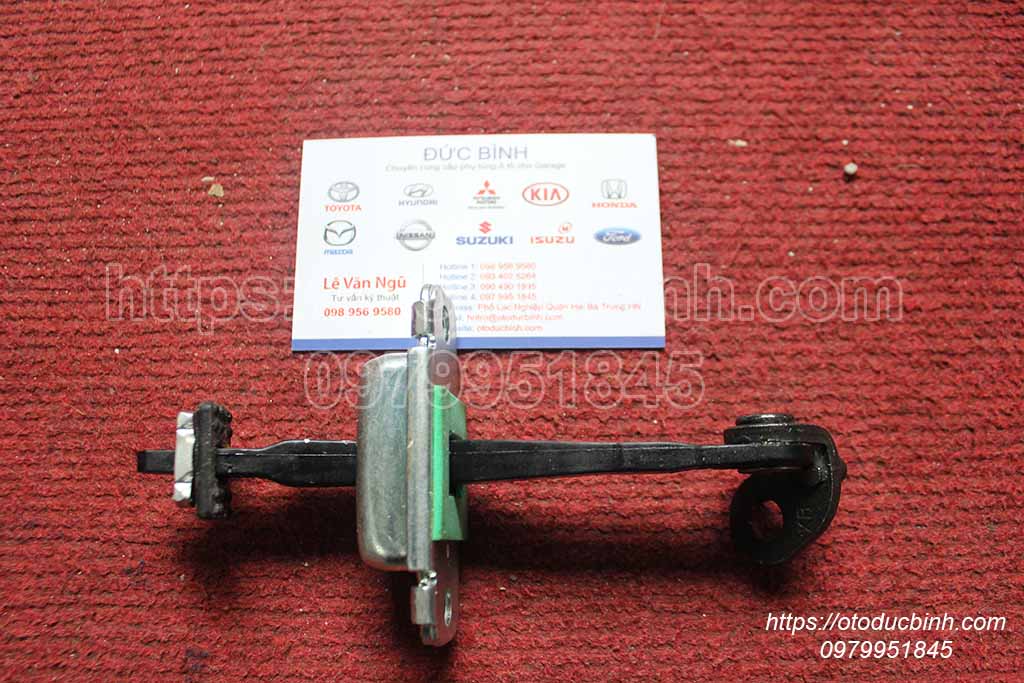 Hạn chế cửa trước Hyundai Getz