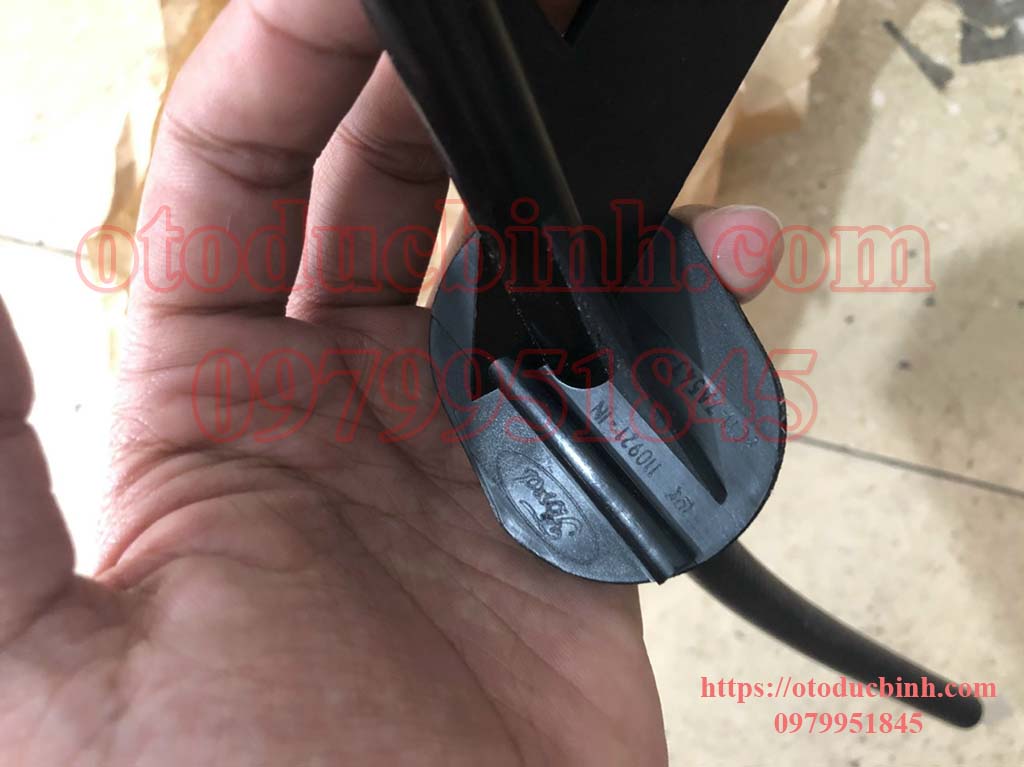 Tổng côn trên Ford Transit 6C117A543AD