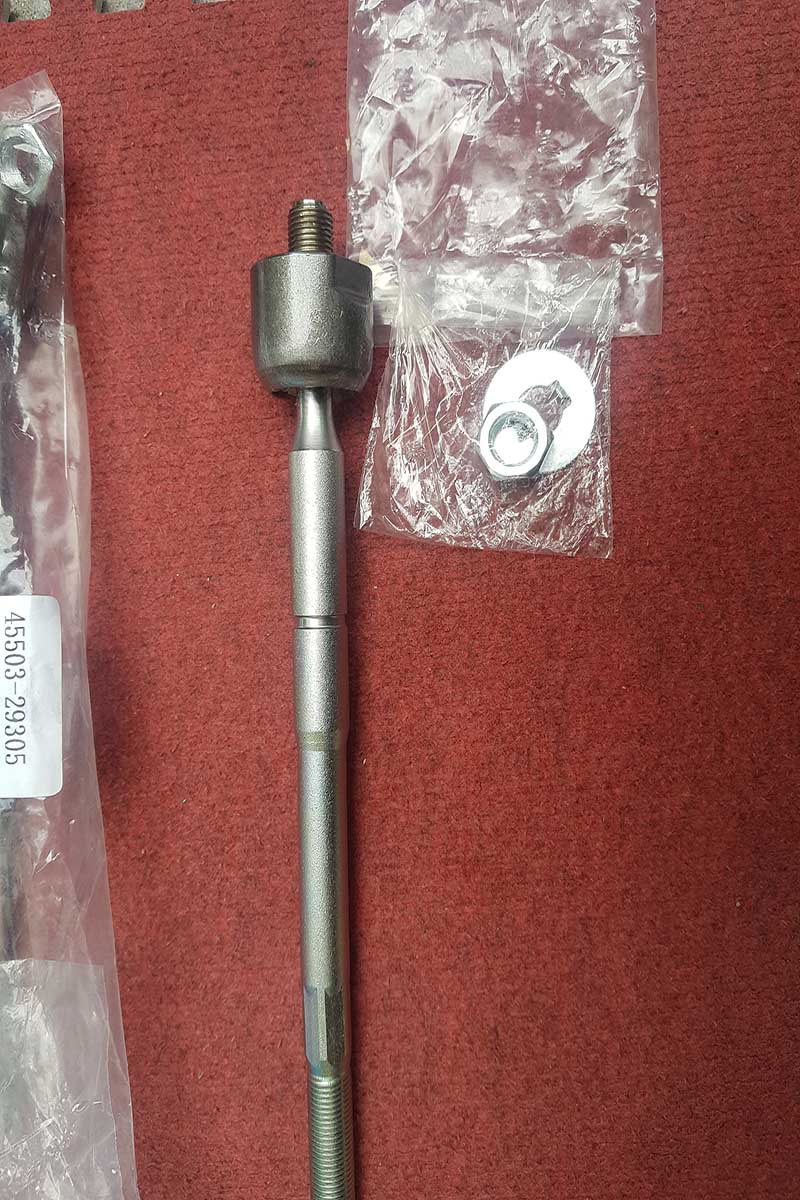 Rotuyn lái trong Toyota Cressida 1992-1996