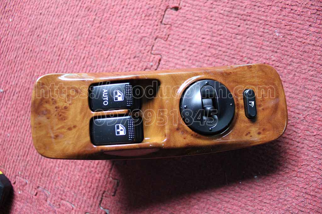 Công tắc nâng kính, chỉnh gương Hyundai Porter