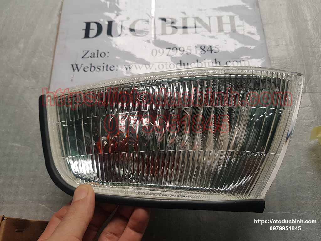 Đèn xi nhan Mitsubishi Lancer 1995-2003