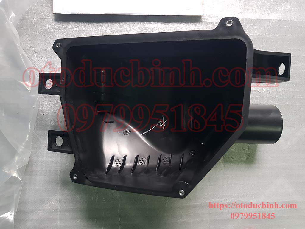 Nắp dưới hộp lọc gió động cơ Chevrolet Captiva 2007-2012 96628886