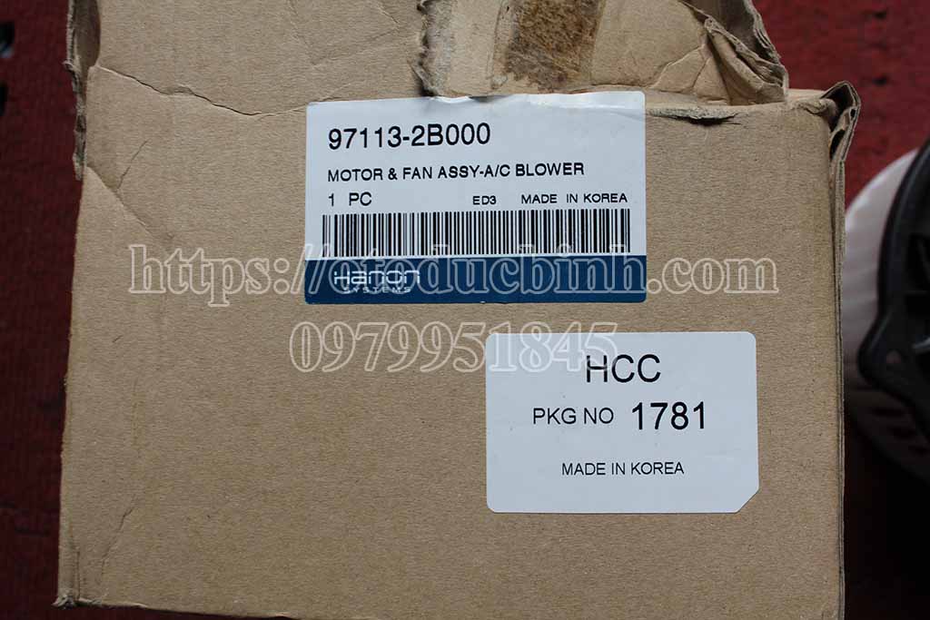 Quạt gió điều hoà Hyundai Santafe 2006-2009 971131u000