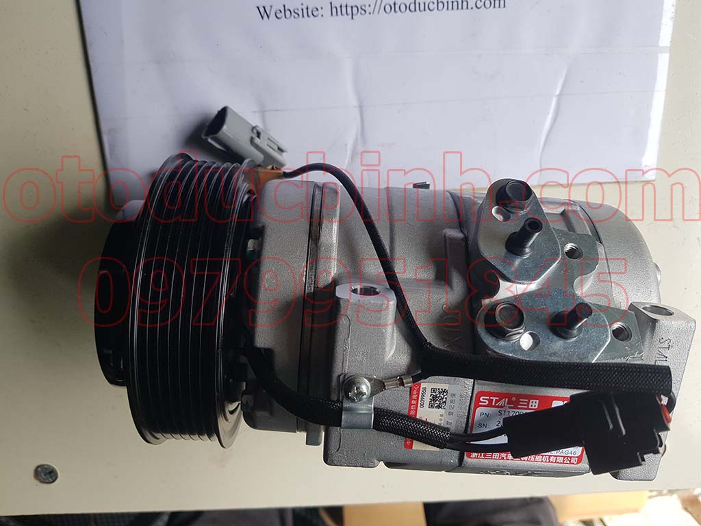 Lốc điều hoà Toyota Hiace máy dầu
