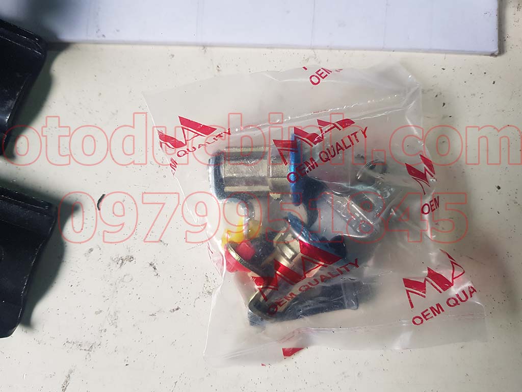 Ổ khoá chìa cánh cửa Suzuki 5 tạ