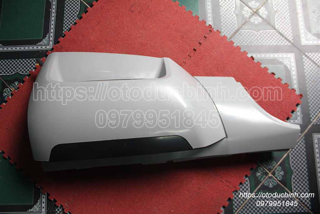Gò má ốp gió phải xe tải Hyundai HD1000, Hyundai HD270, Hyundai HD320, Hyundai HD700, Hyundai Trago
