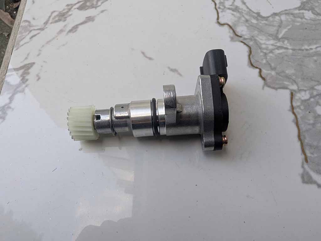 Sâu công tơ mét Toyota Hiace 1995-2004