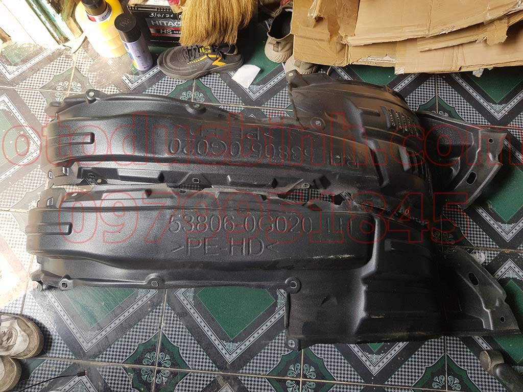 Lòng rè trước Toyota Land Cruiser Prado 2006-2017