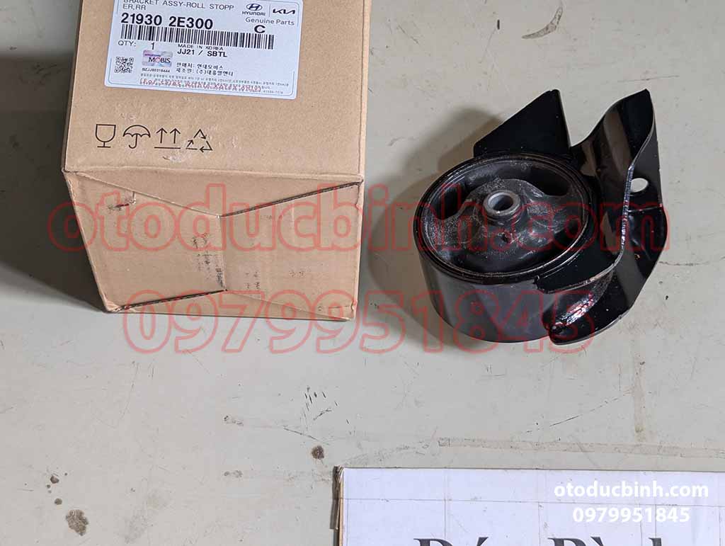 Chân máy trước Hyundai Tucson 2006-2010, Kia Sportage 2008-2010