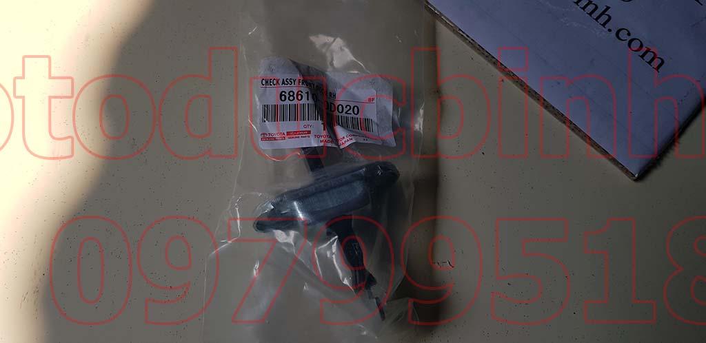 Hạn chế cửa Toyota Corolla